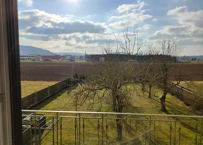 Laendlich Und In Seenaehe Schörfling