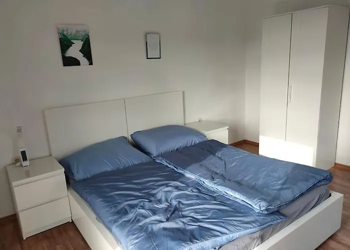 Laendlich Und In Seenaehe